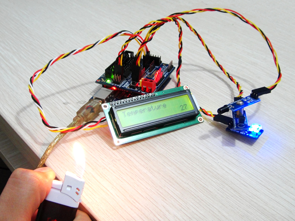 车体自燃报警装置火焰探测