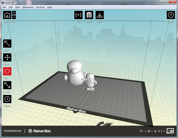 调整小黄人模型大小与位置