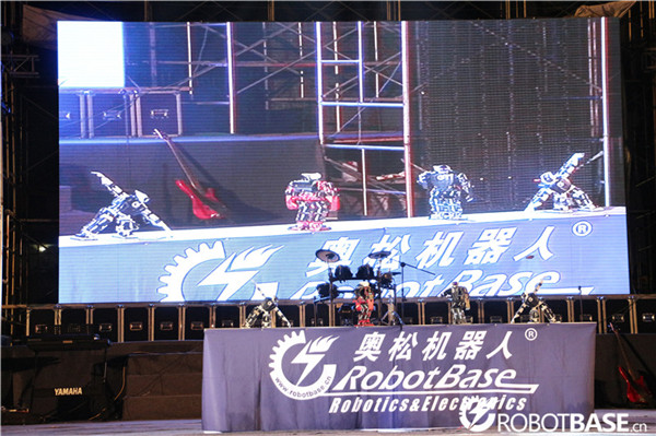 奥松机器人群舞表演