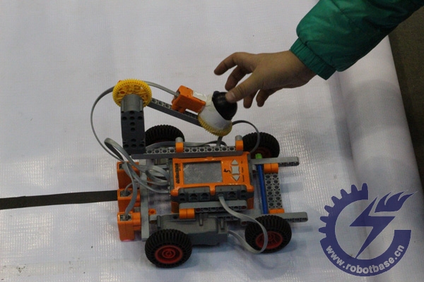 机器人投篮比赛