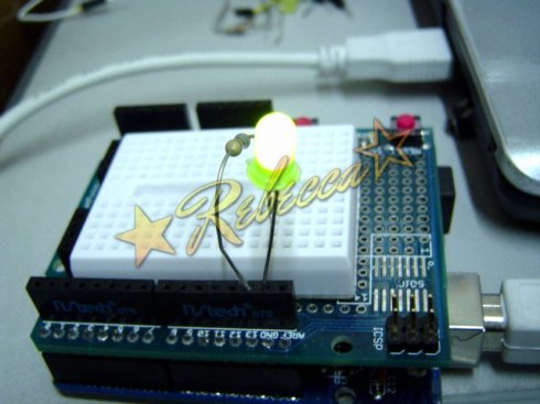 玩转Arduino-LED灯闪烁实际效果